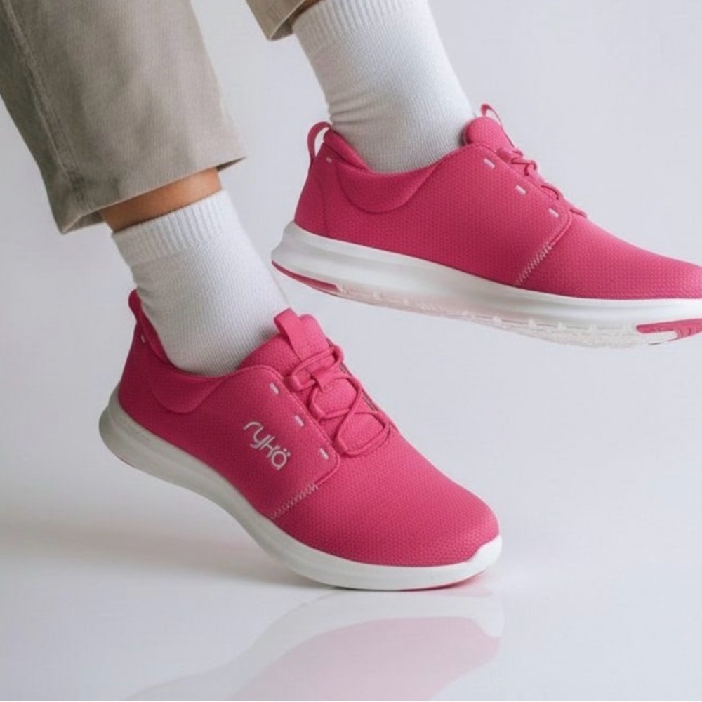 Ryka Renew Recovery Women's Size 10M Hot Pink Lightweight Sneakers  NWOT